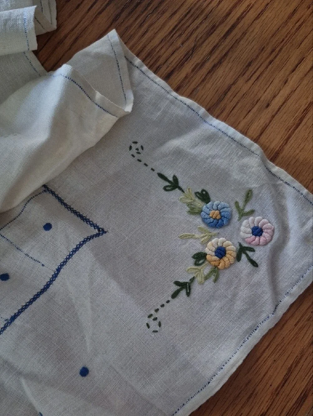 Embroidered White Cotton Table Runner Linen with Blue Floral Accents